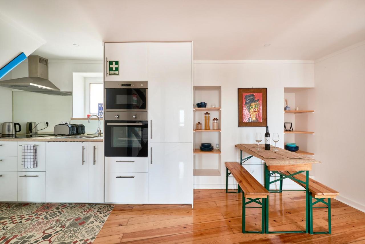 Appartement Cozy Flat In Santa Apolonia à Lisboa Extérieur photo