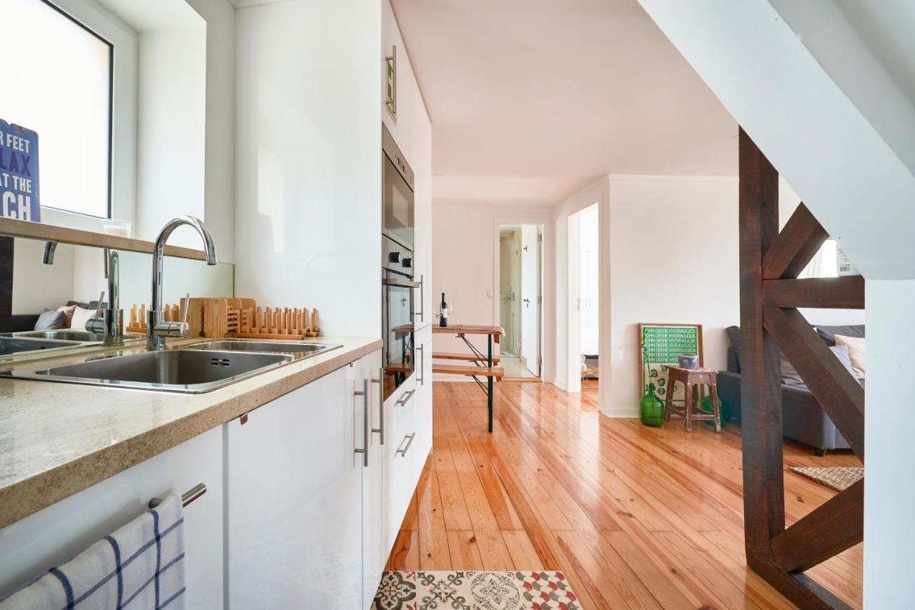Appartement Cozy Flat In Santa Apolonia à Lisboa Extérieur photo